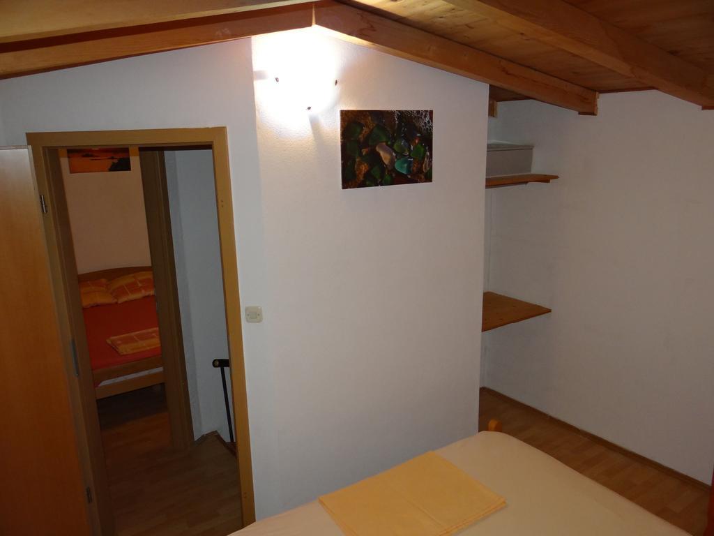 Holiday Home Milan Borje Orebić Стая снимка